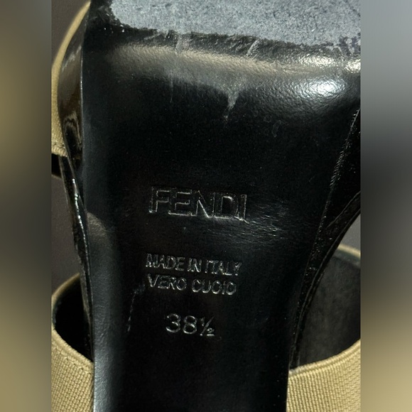 Stunning FENDI Vernice Elastico Heels! - Picture 11 of 13